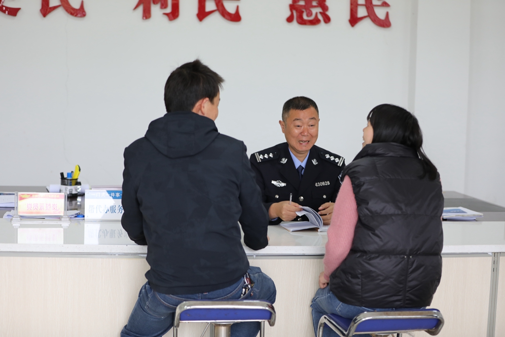 市检察院“平安书记”扎根基层保平安